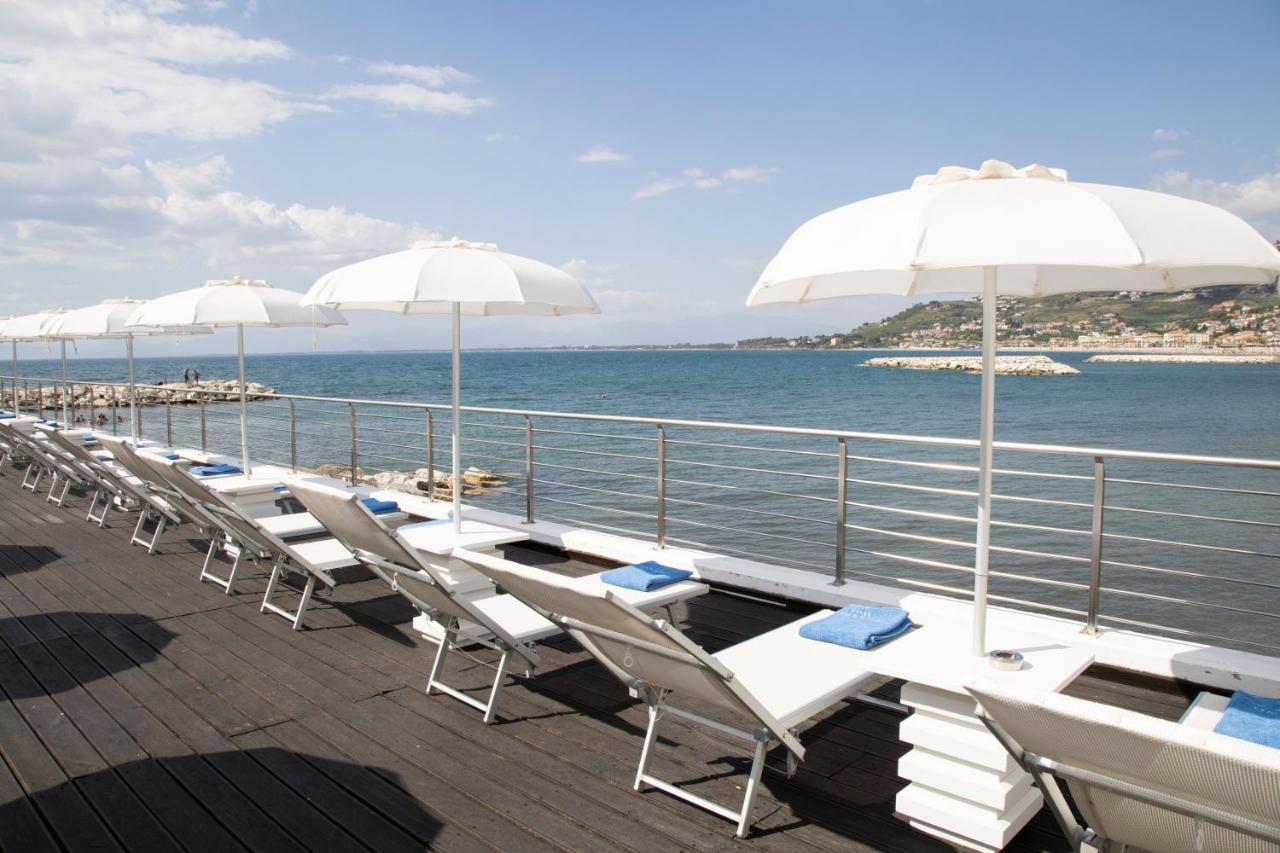 Furano Bahari Hotel Agropoli Exterior photo